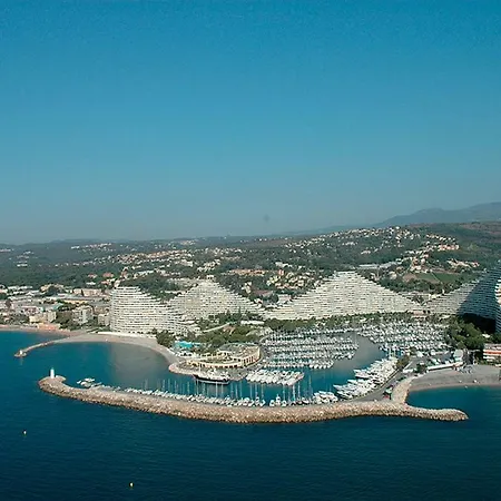 Fame - Marina Baie Des Anges Апартаменты *