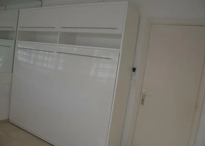 Fame - Marina Baie Des Anges